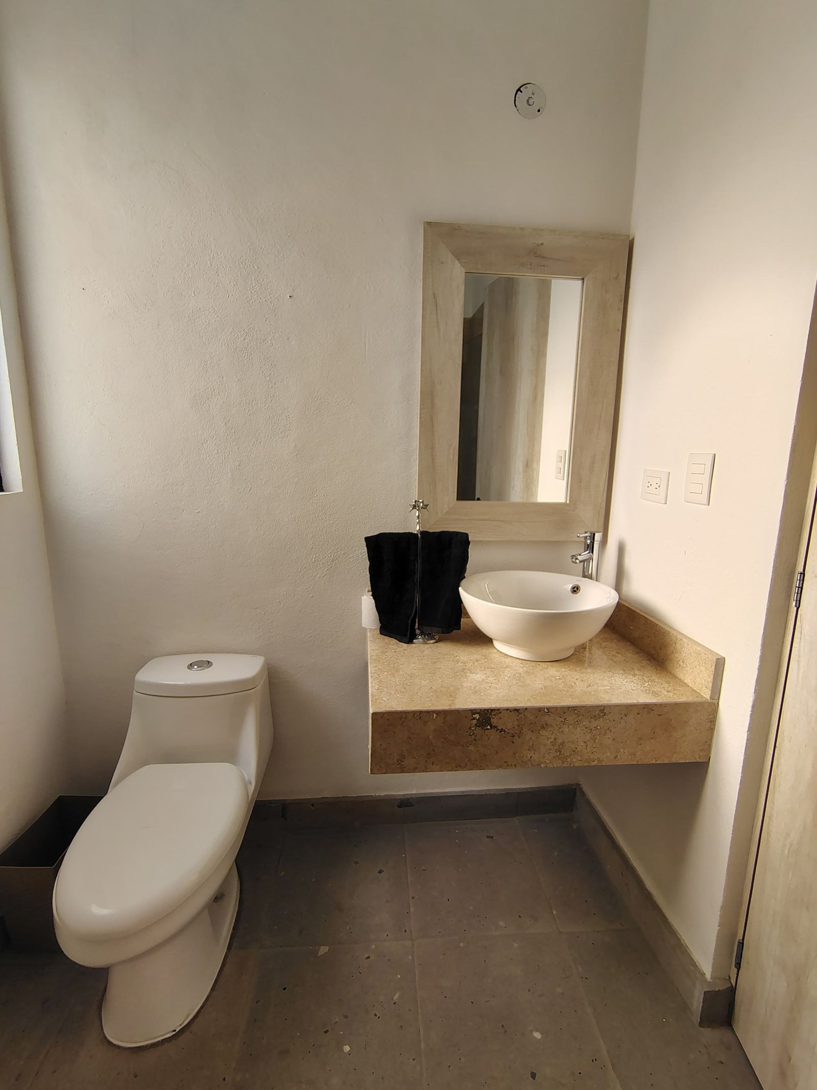 8lce3yv6vWLYGox209Zv79TMCrCuL070uapZ5Hy7