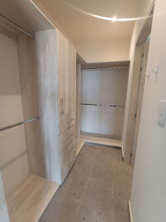 9163_13_el_milagro__caada_intermiedio